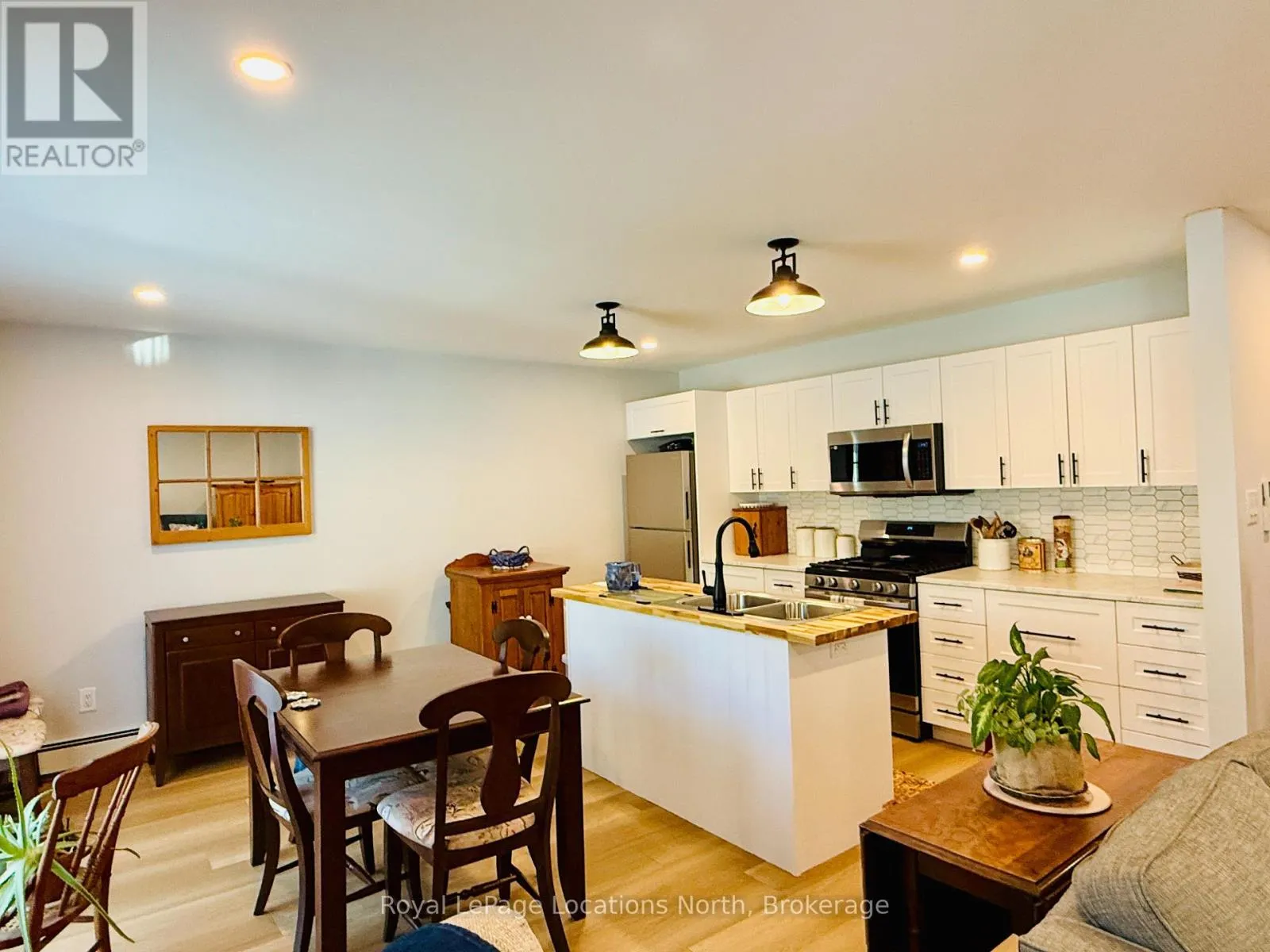 3 - 29 BEECH STREET #3