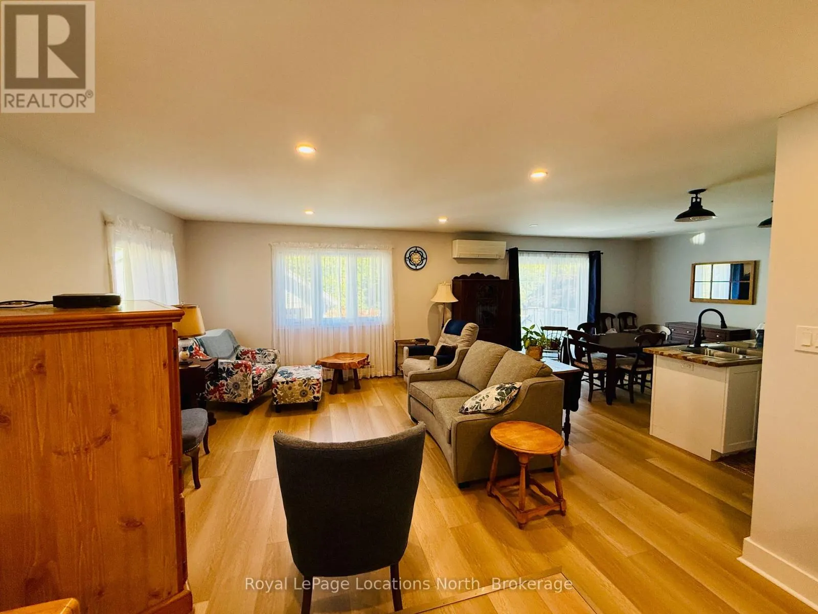 3 - 29 BEECH STREET #3