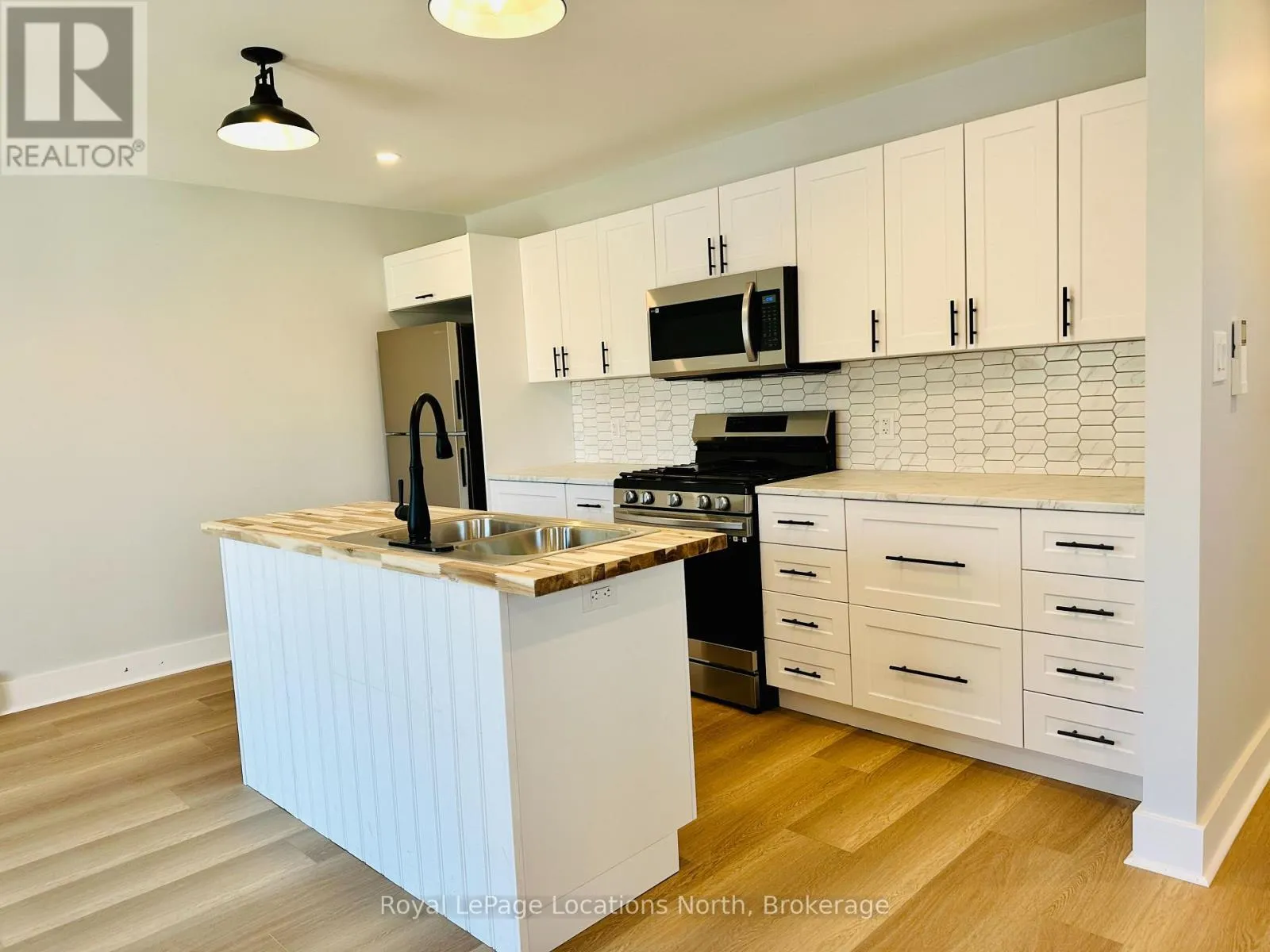 3 - 29 BEECH STREET #3