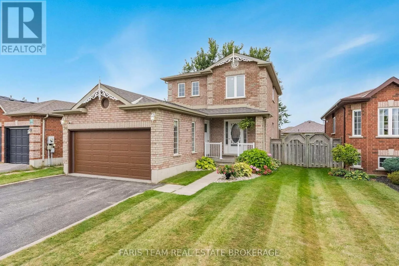 36 RED OAK DRIVE