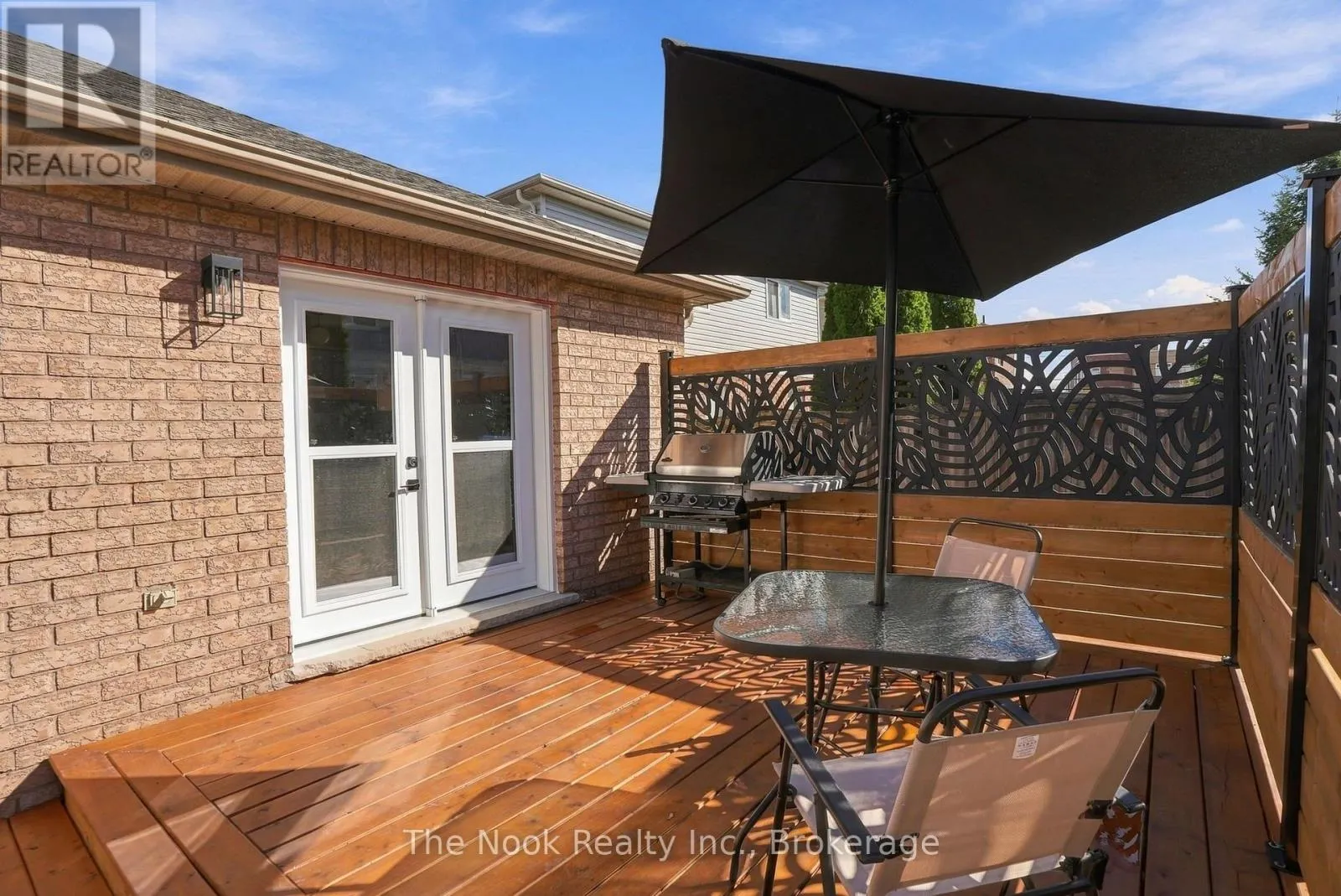 8 VANESSA DRIVE