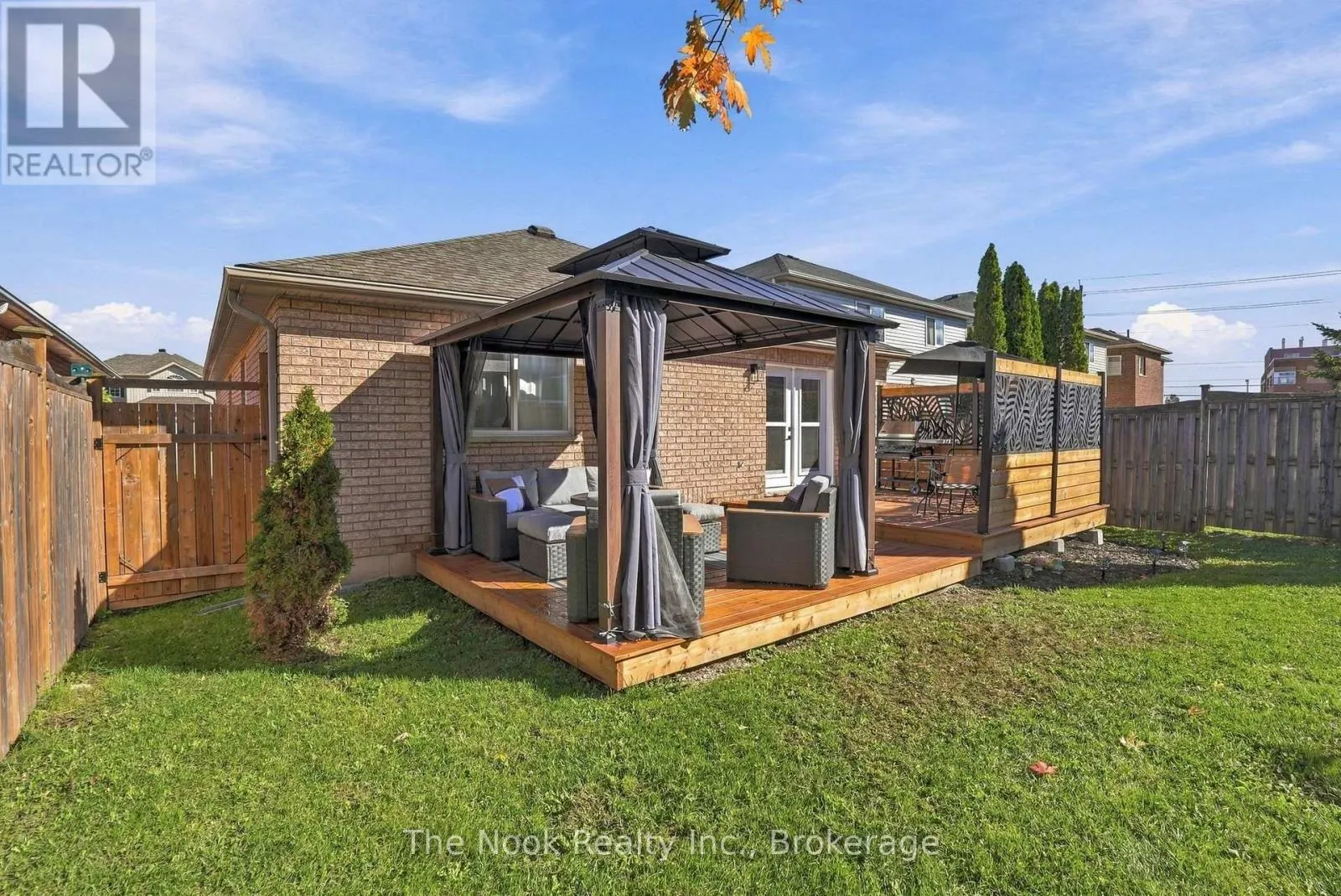 8 VANESSA DRIVE
