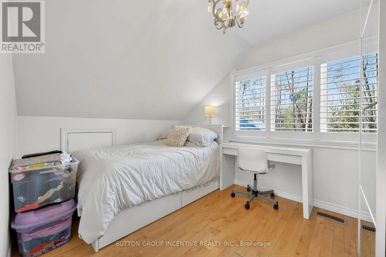 24 BRAMBEL ROAD