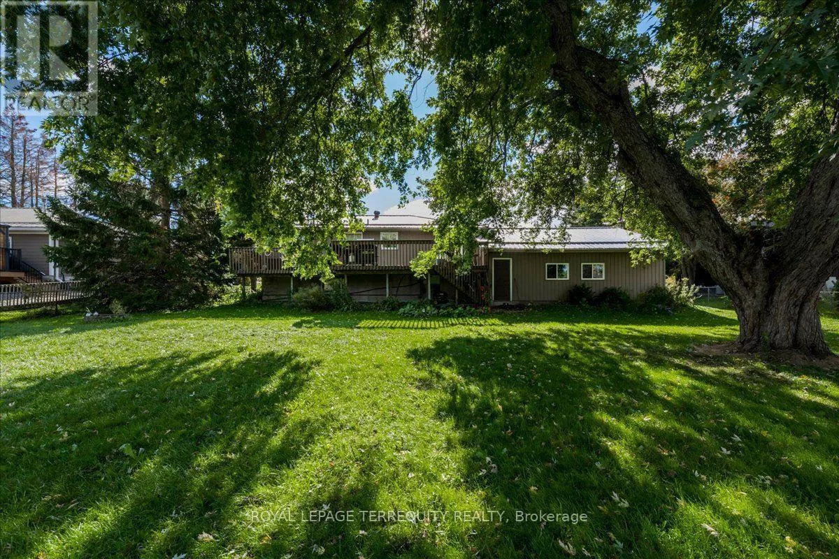 1092 OLD BARRIE ROAD W