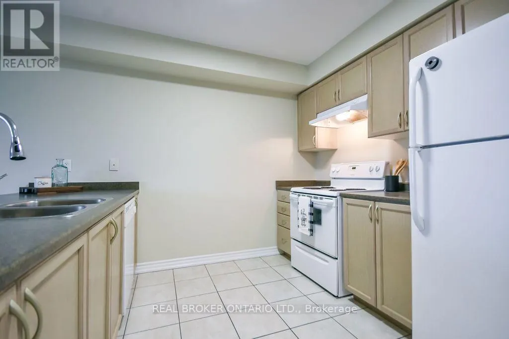 26 - 137 SYDENHAM WELLS