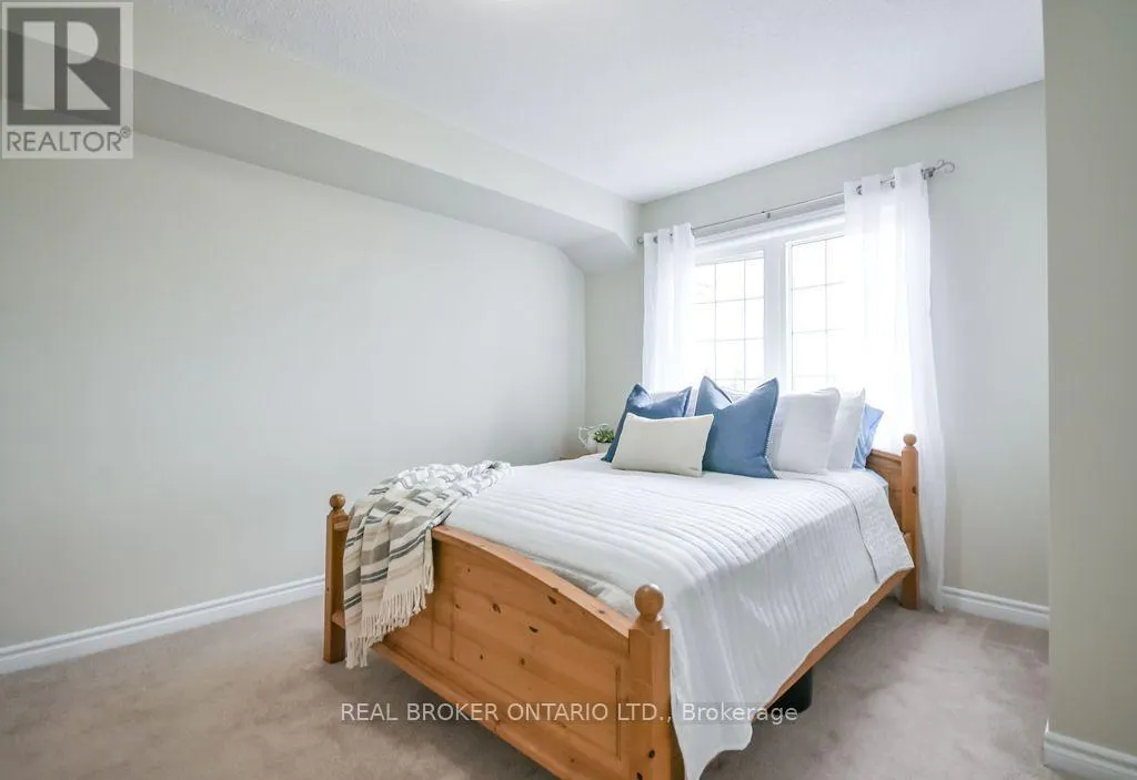 26 - 137 SYDENHAM WELLS