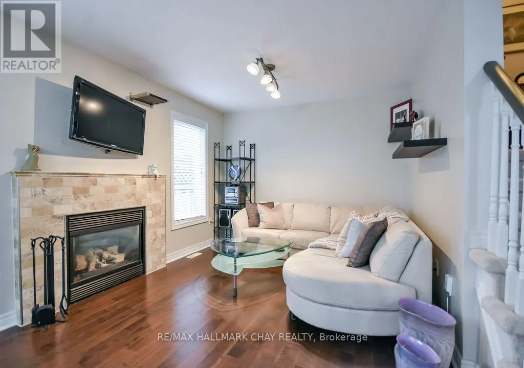 289 ESTHER DRIVE