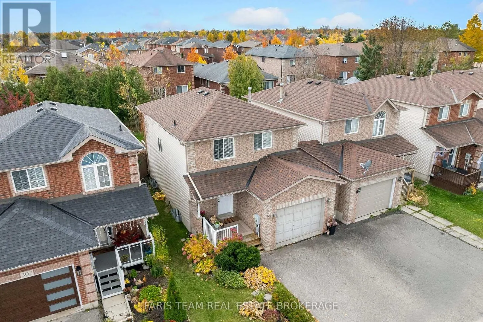 301 DUNSMORE LANE