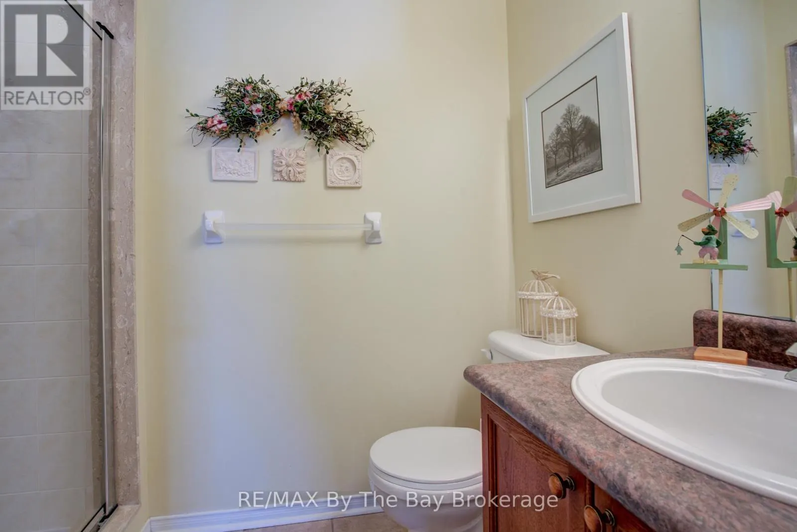 32 GREEN BRIAR DRIVE