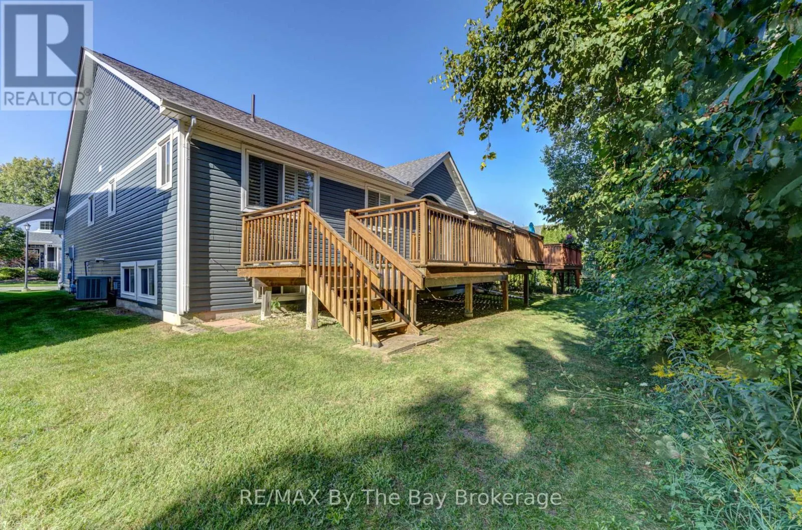 32 GREEN BRIAR DRIVE