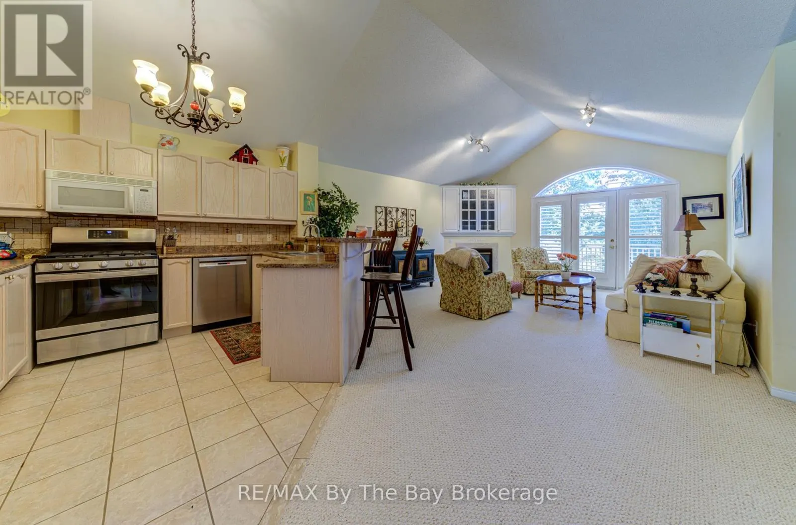 32 GREEN BRIAR DRIVE