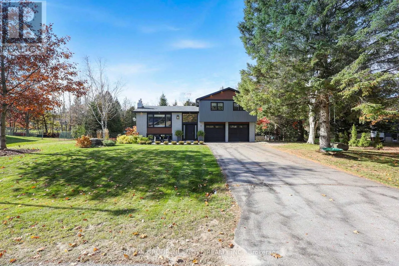 8 PATRICIA COURT