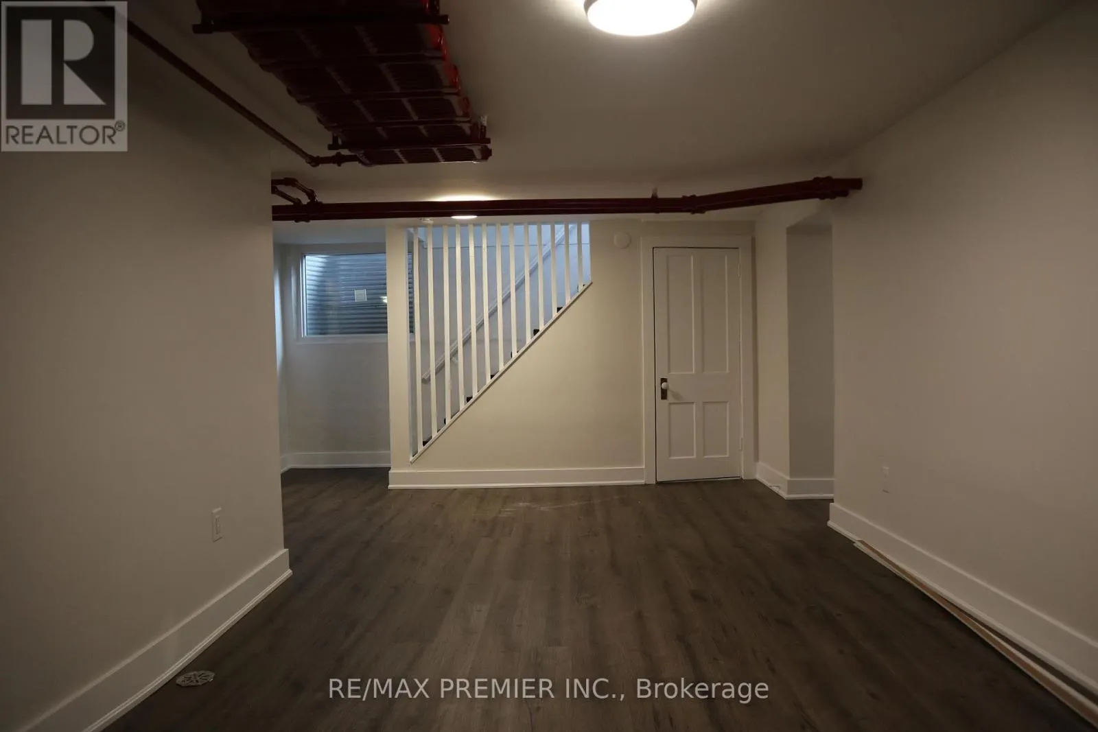 UNIT 0 (BSMT) - 79 WELLINGTON STREET E
