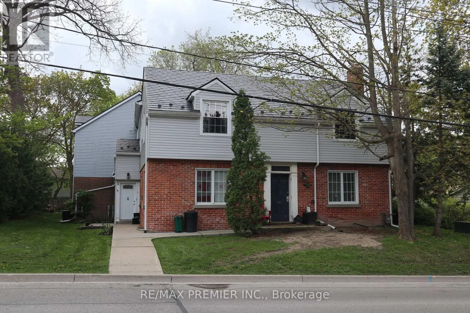UNIT 0 (BSMT) - 79 WELLINGTON STREET E