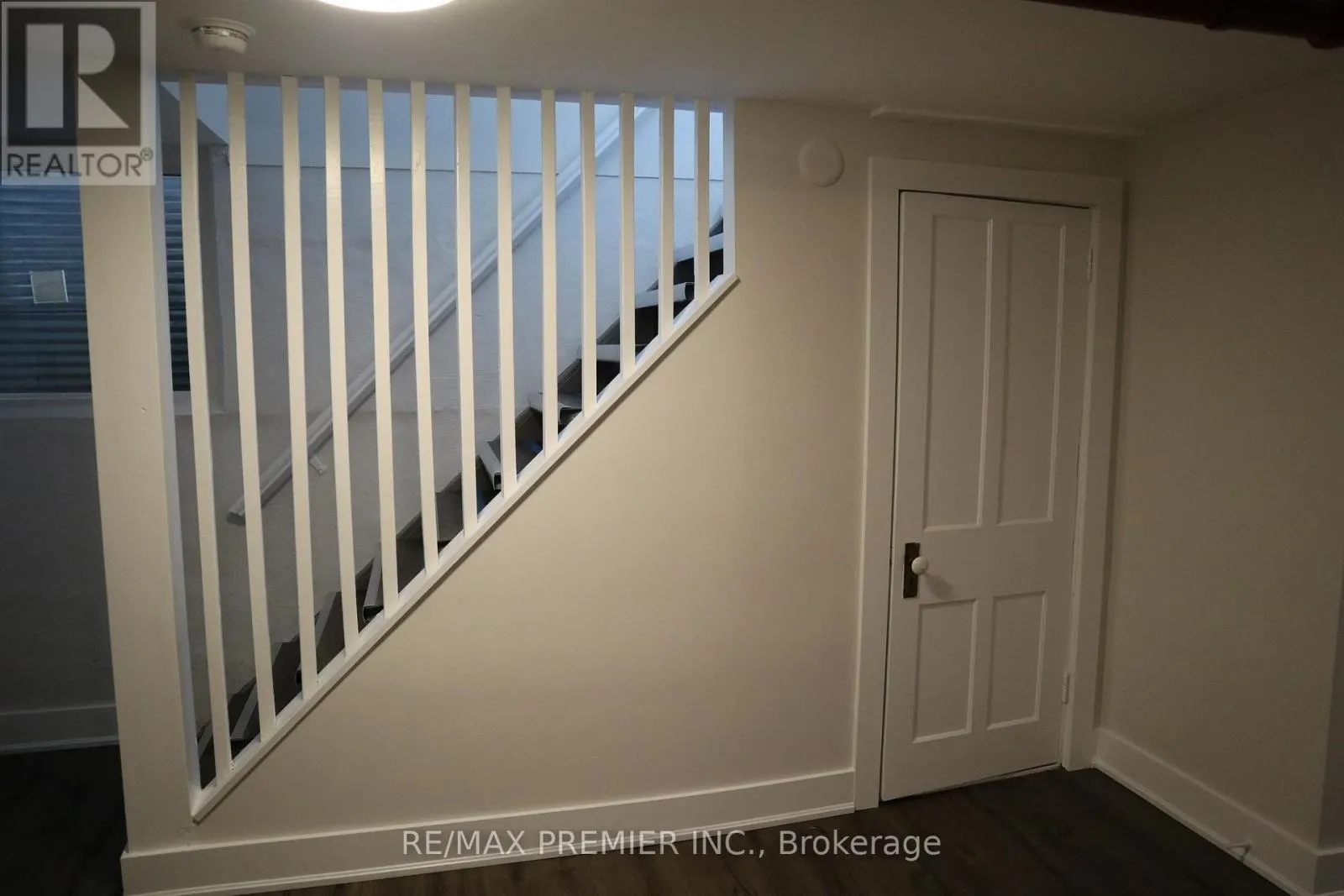 UNIT 0 (BSMT) - 79 WELLINGTON STREET E