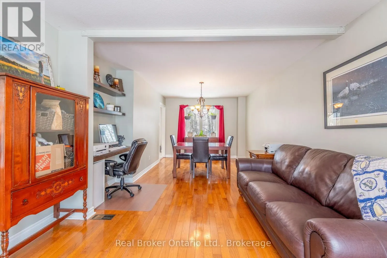 9 BOYD CRESCENT