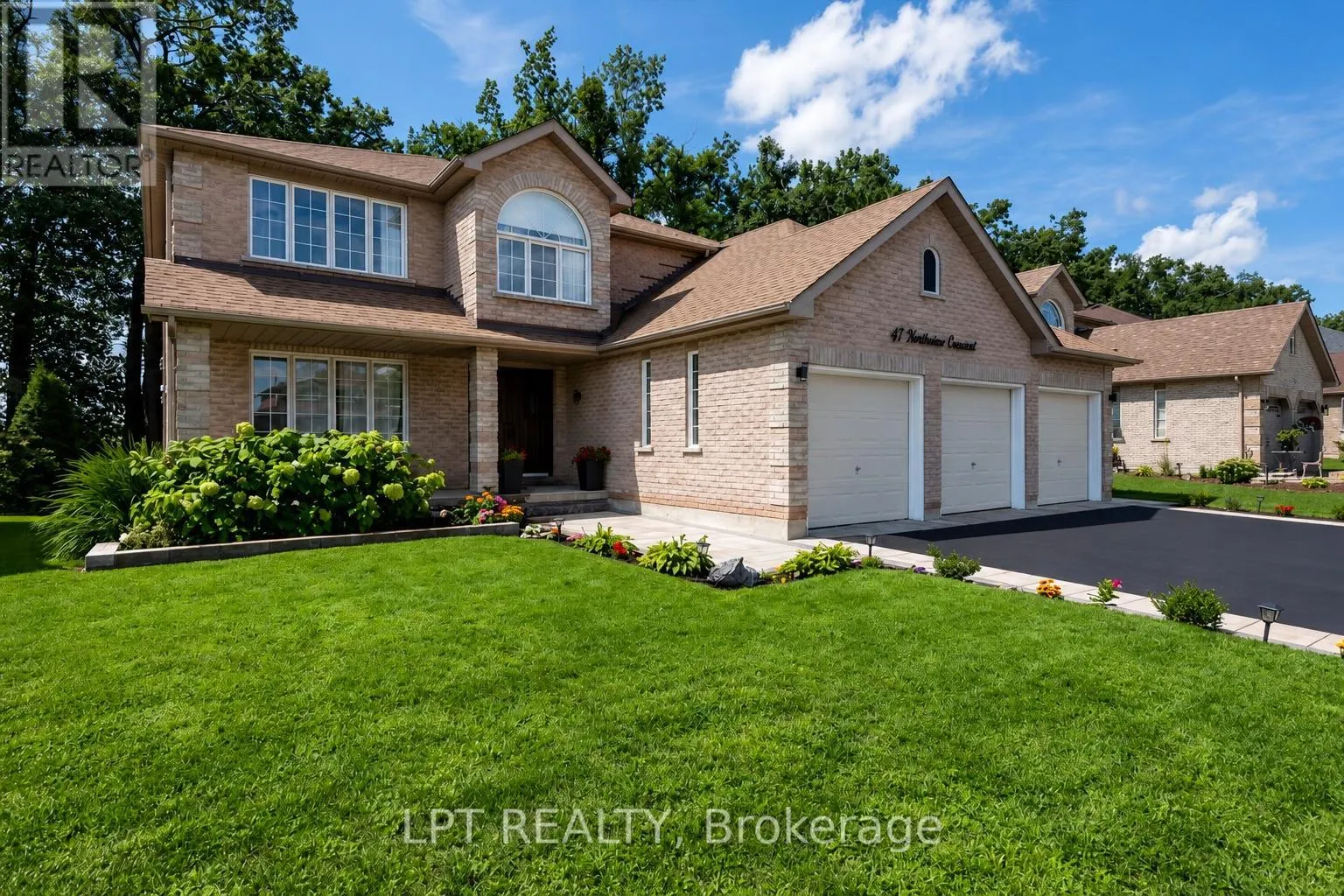 47 NORTHVIEW CRESCENT
