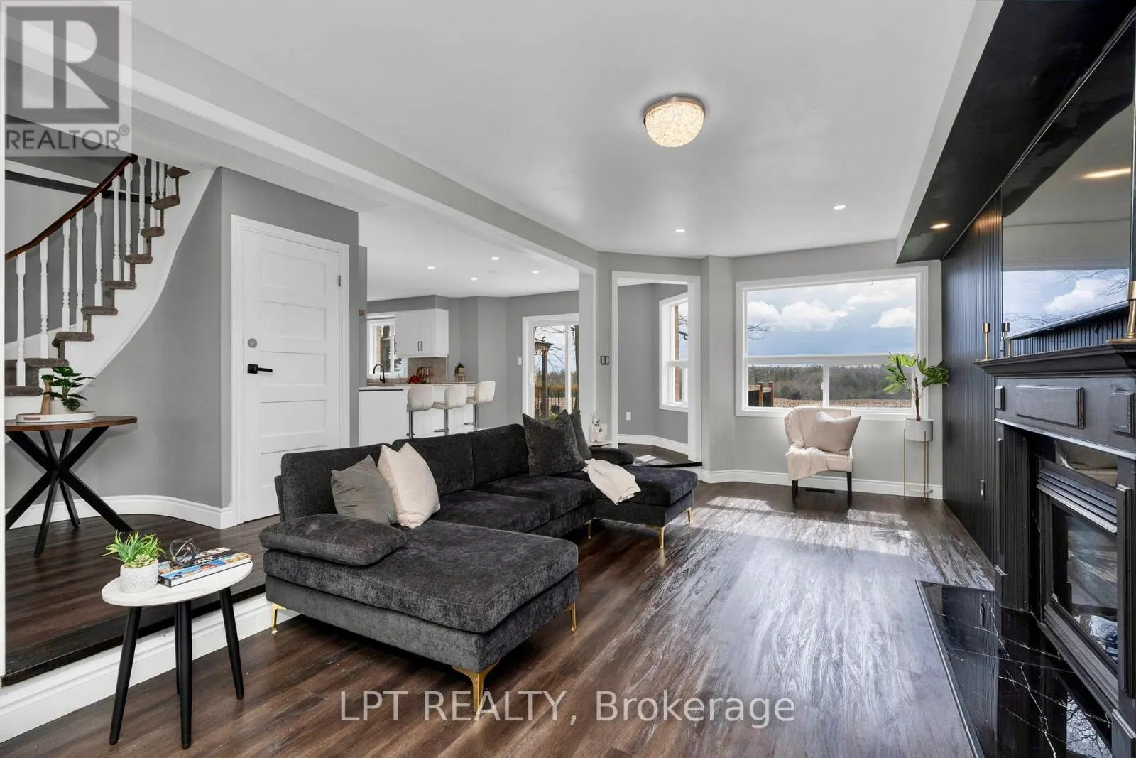 47 NORTHVIEW CRESCENT