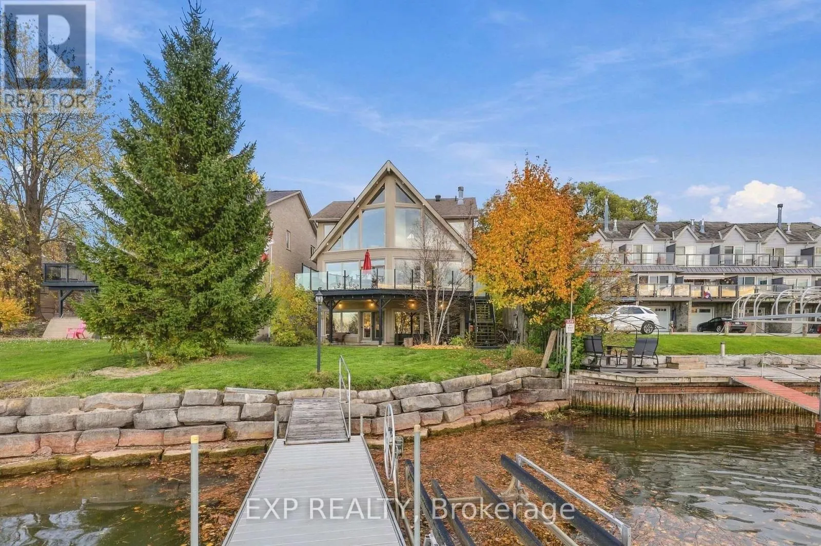 220 RIVER ROAD E