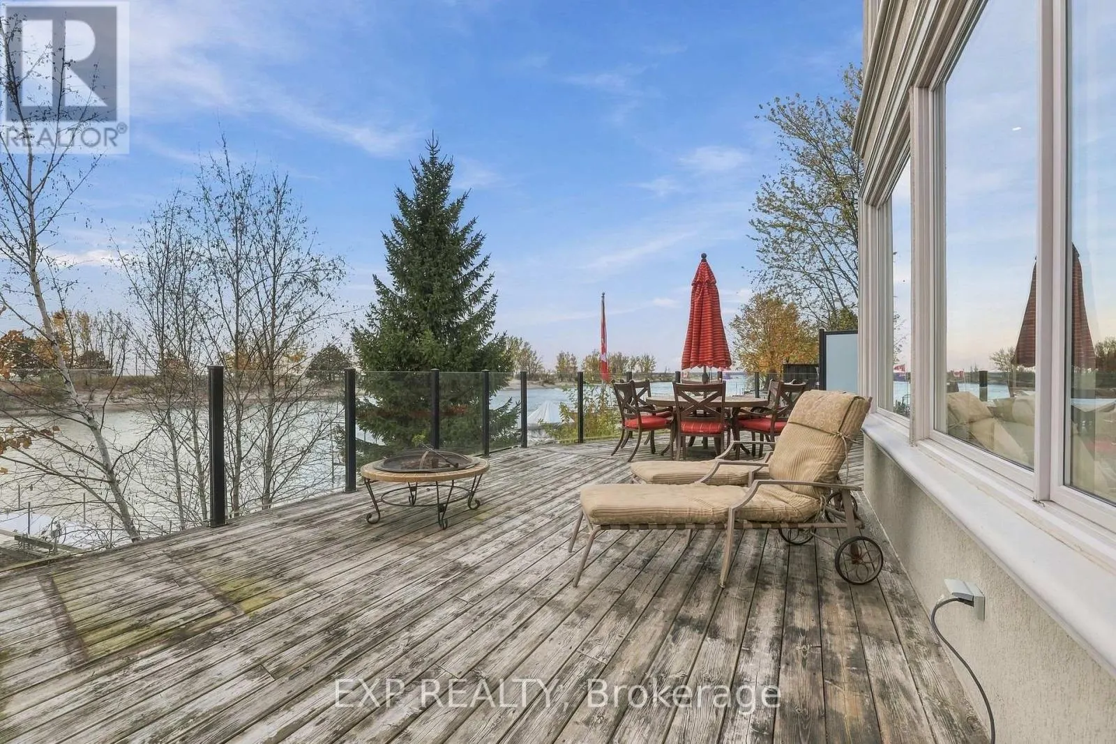 220 RIVER ROAD E