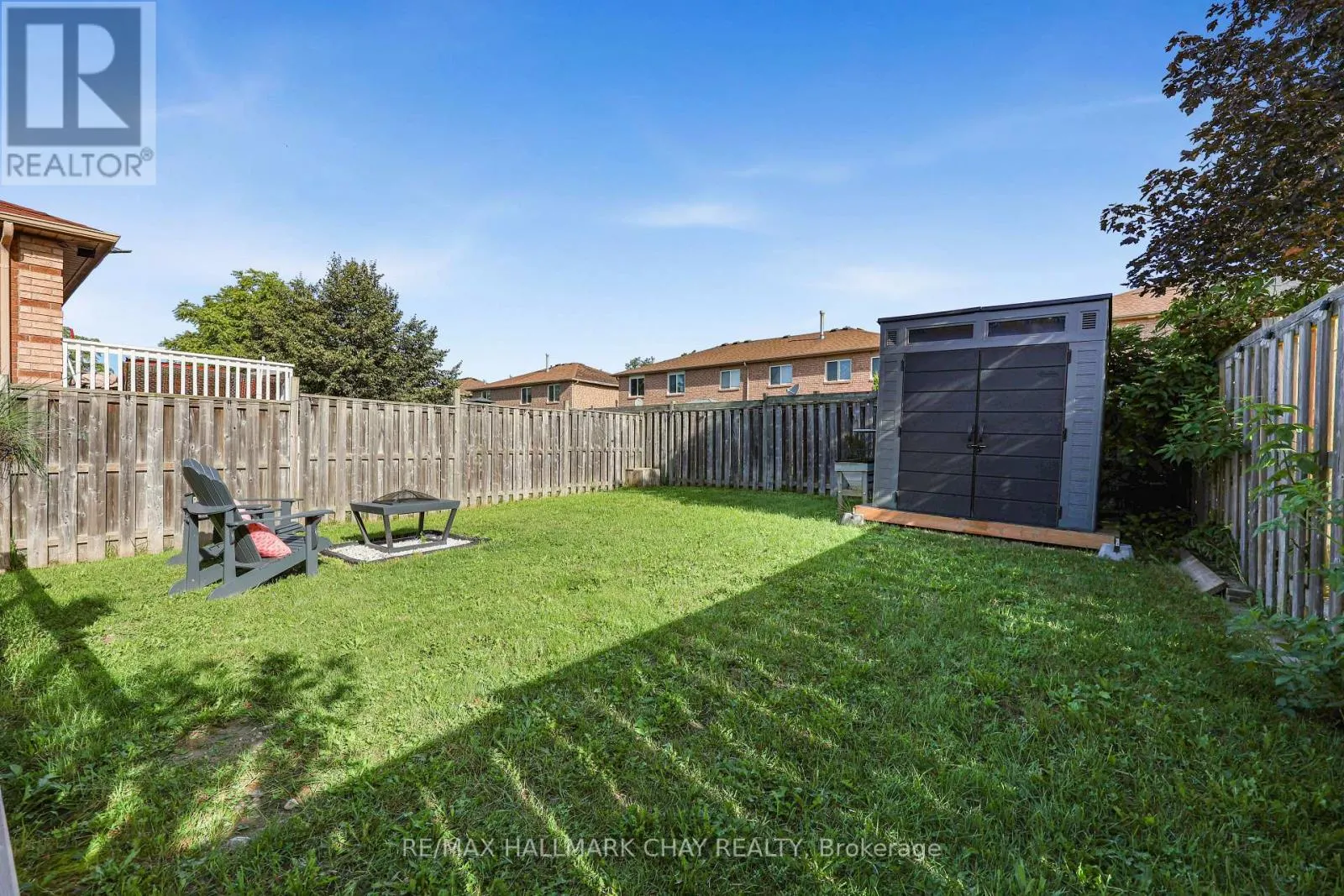 16 BUGGS GATE