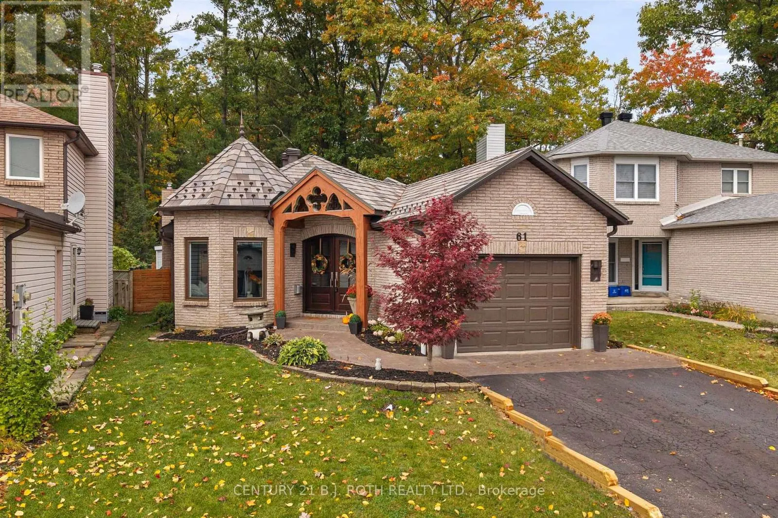 61 ORWELL CRESCENT