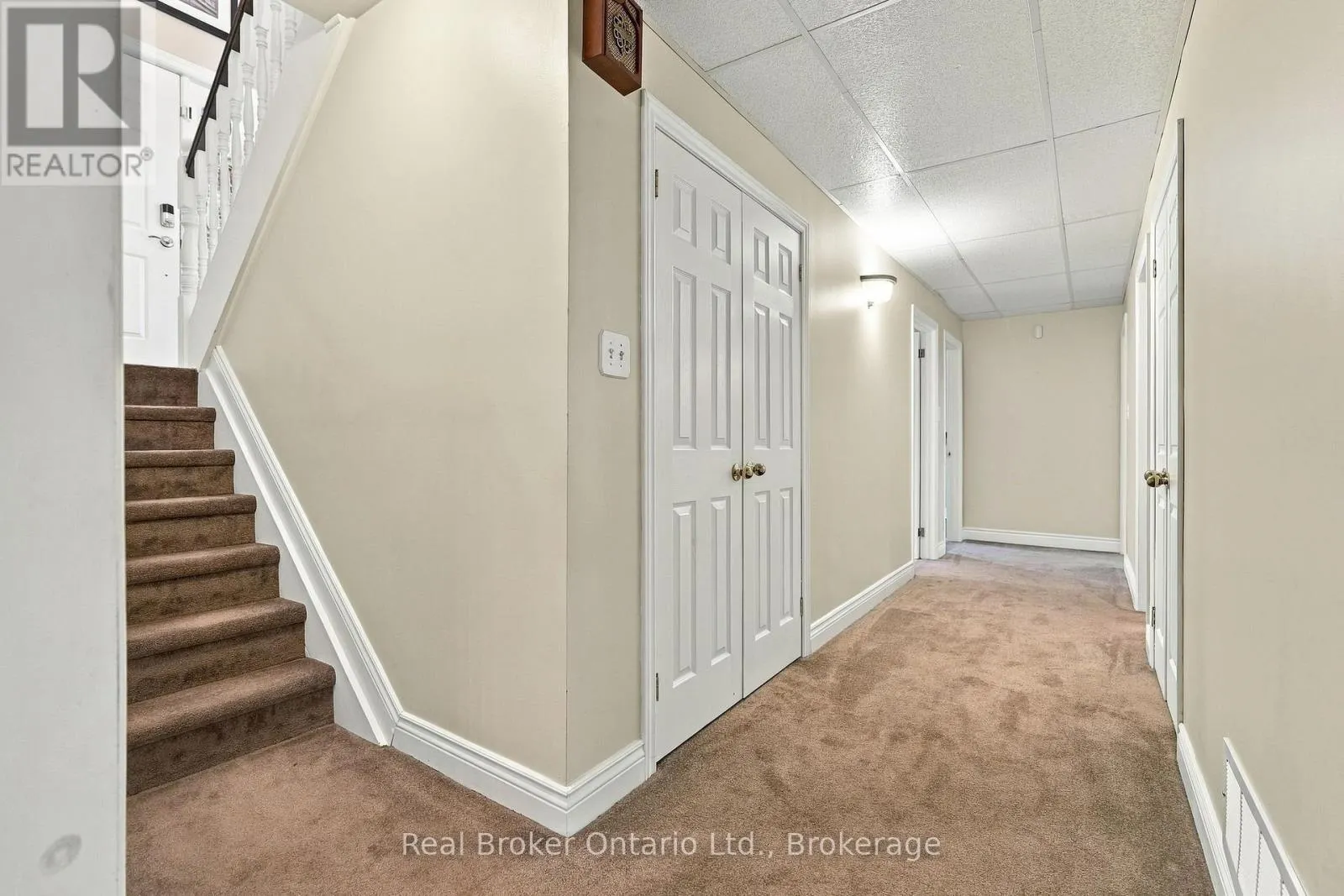 1354 HALLEN PLACE