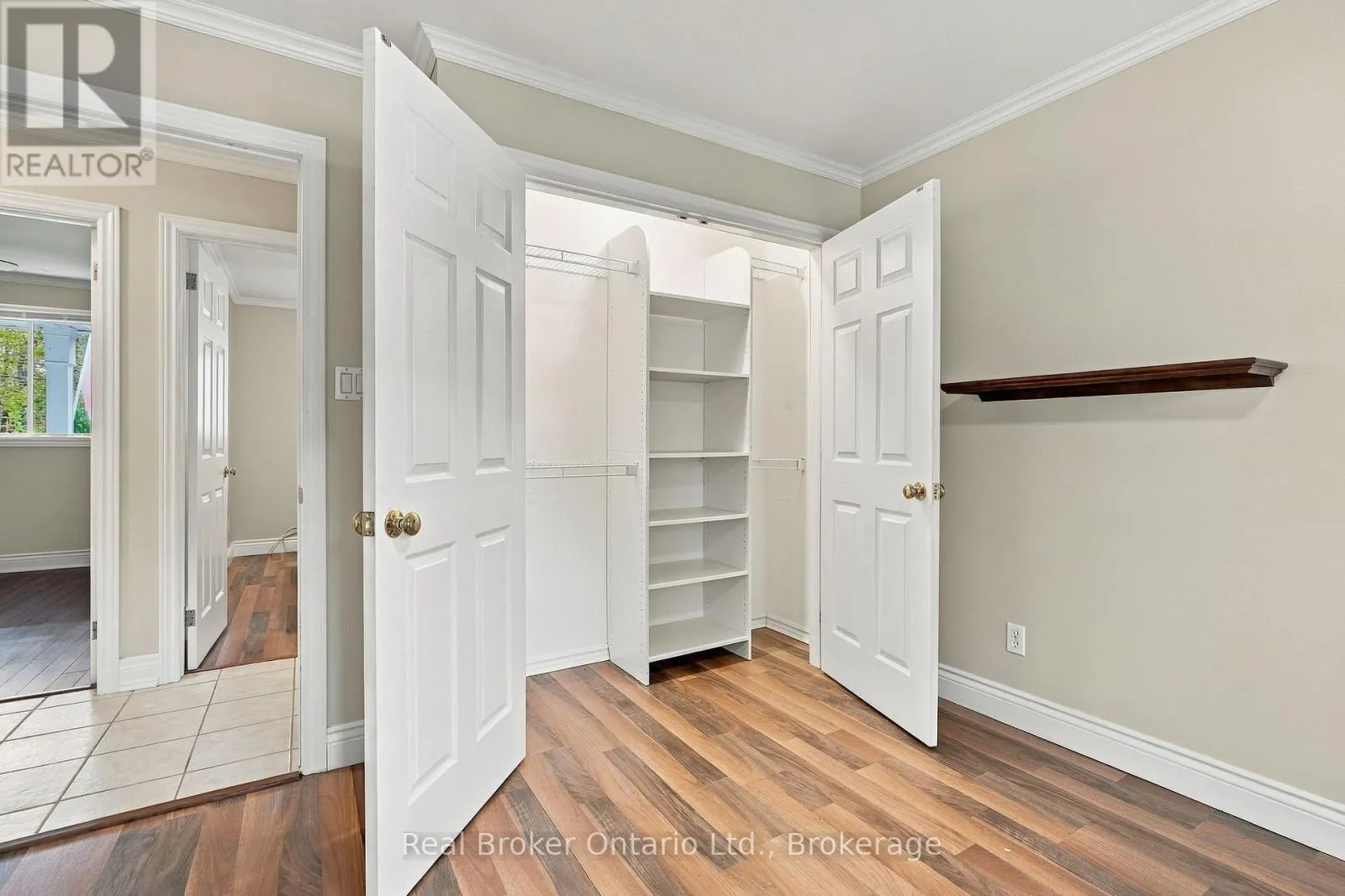 1354 HALLEN PLACE