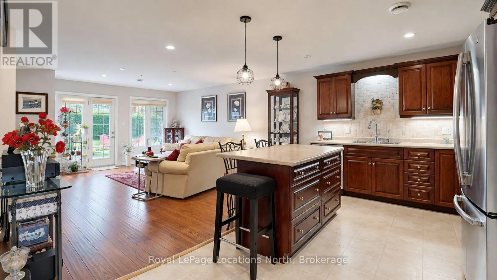 19 MEADOW LANE