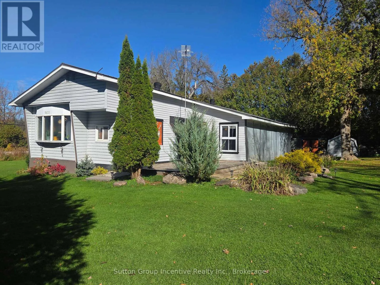 1211 UPPER BIG CHUTE ROAD
