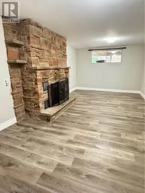 21 ASHDALE COURT