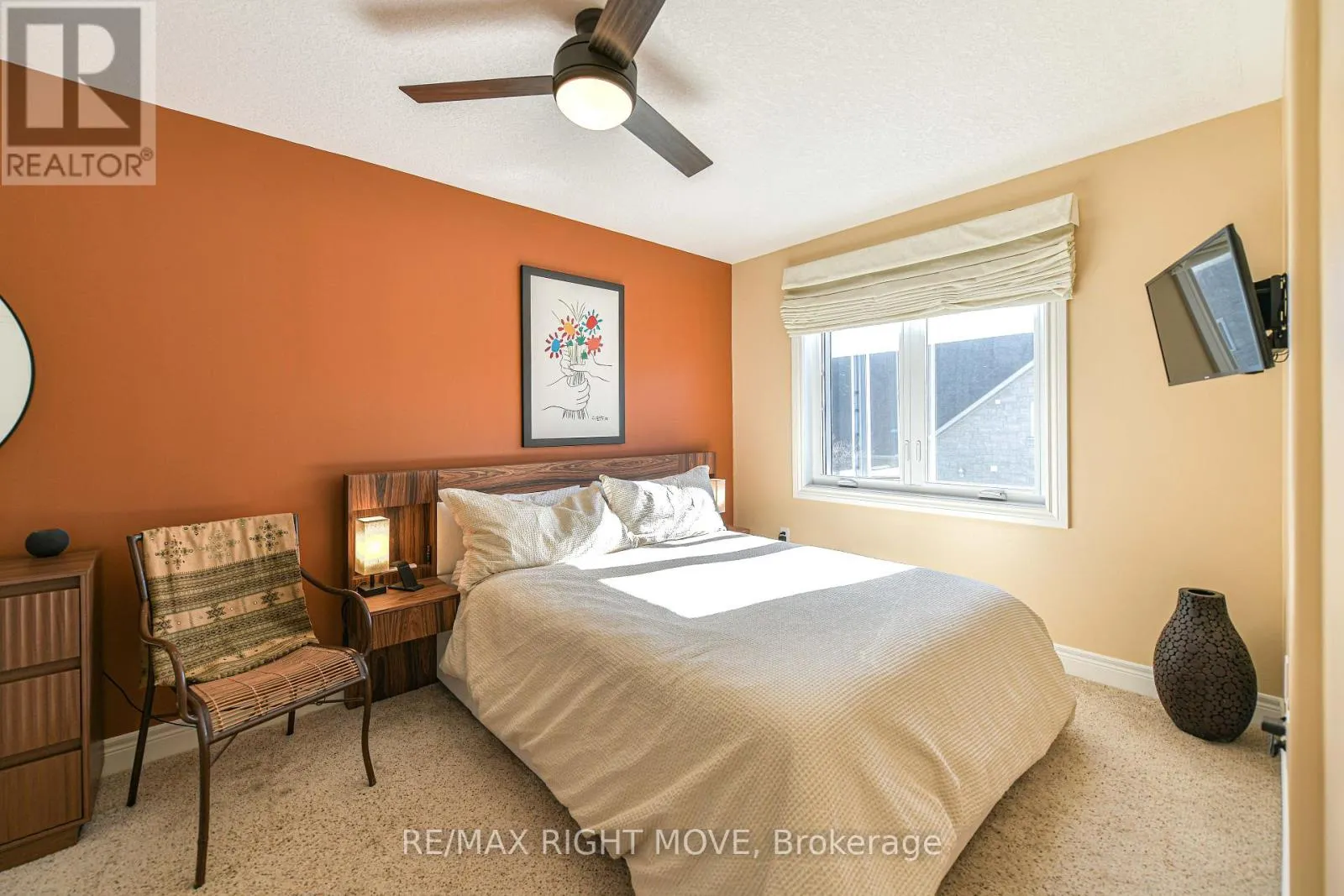 12 - 125 HURONIA ROAD N
