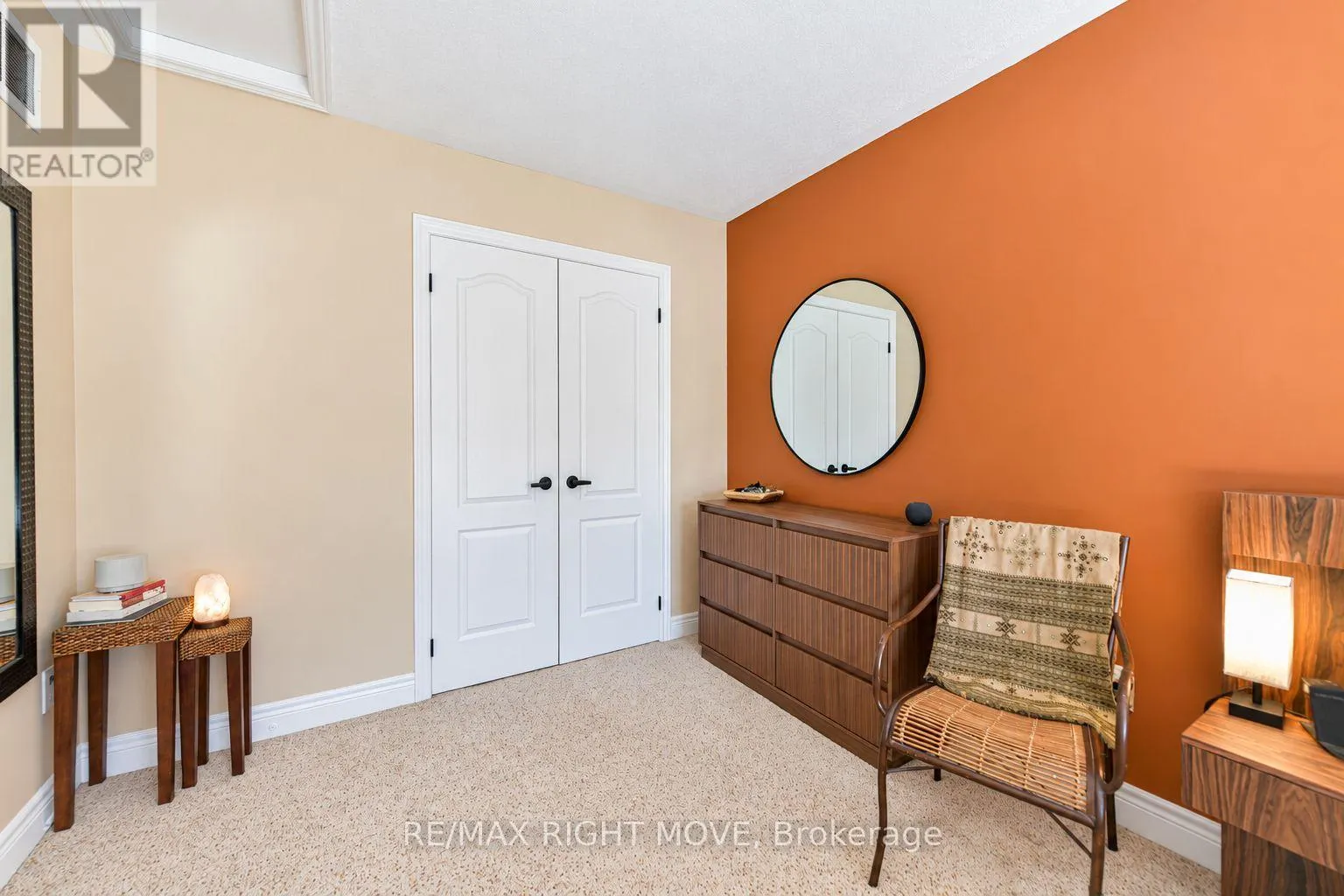 12 - 125 HURONIA ROAD N
