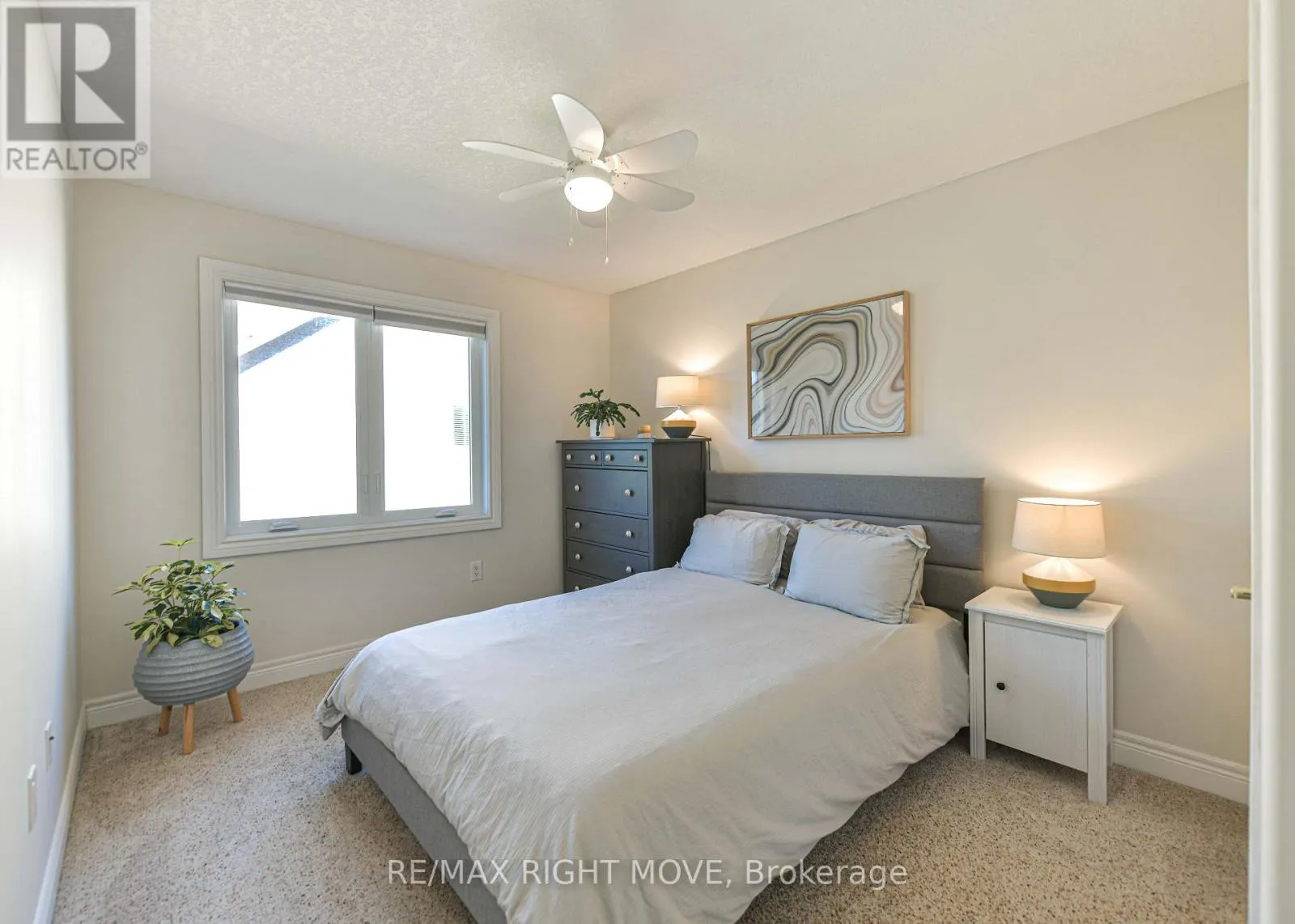 12 - 125 HURONIA ROAD N