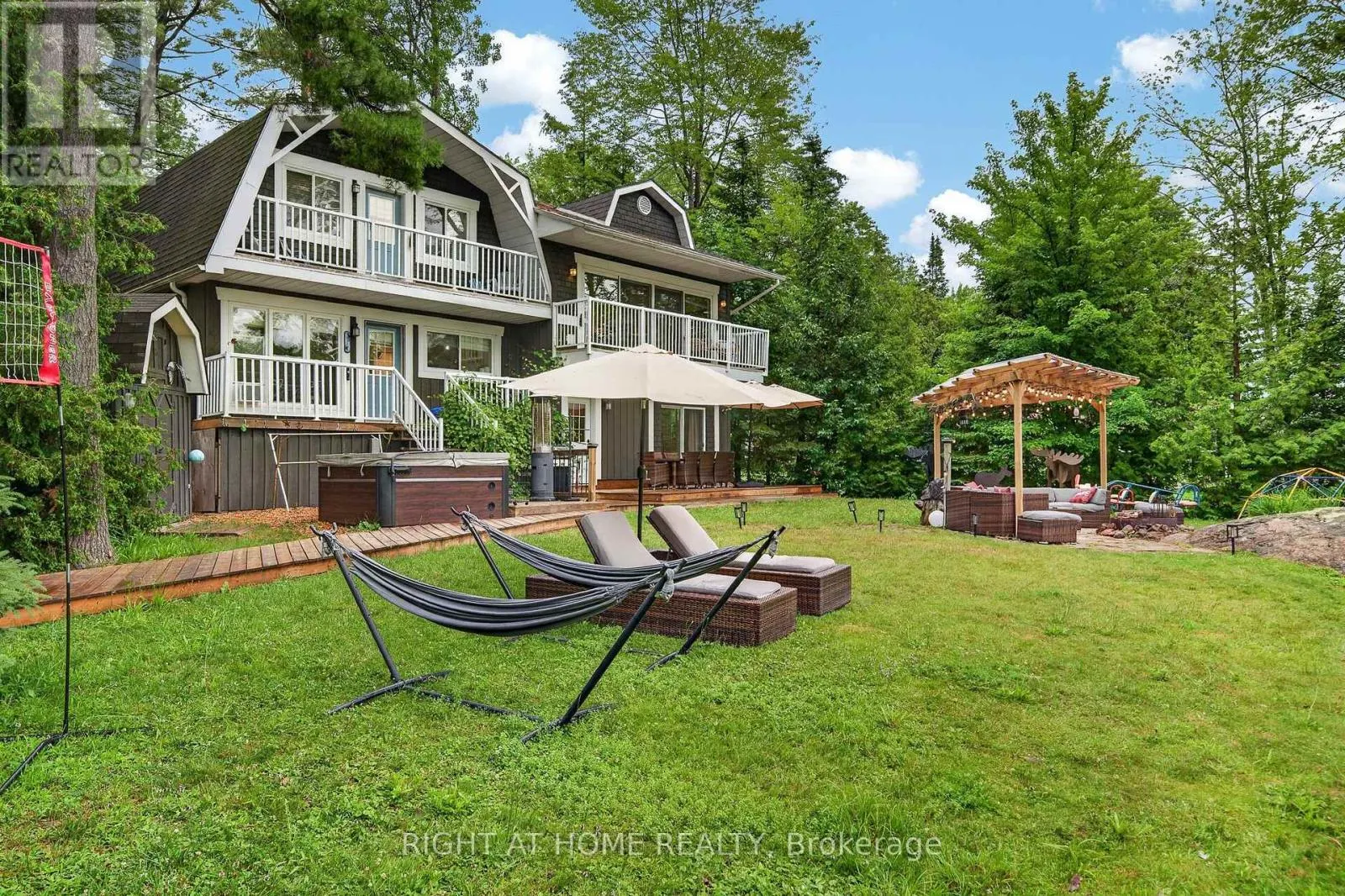 3583 RIVERDALE DRIVE