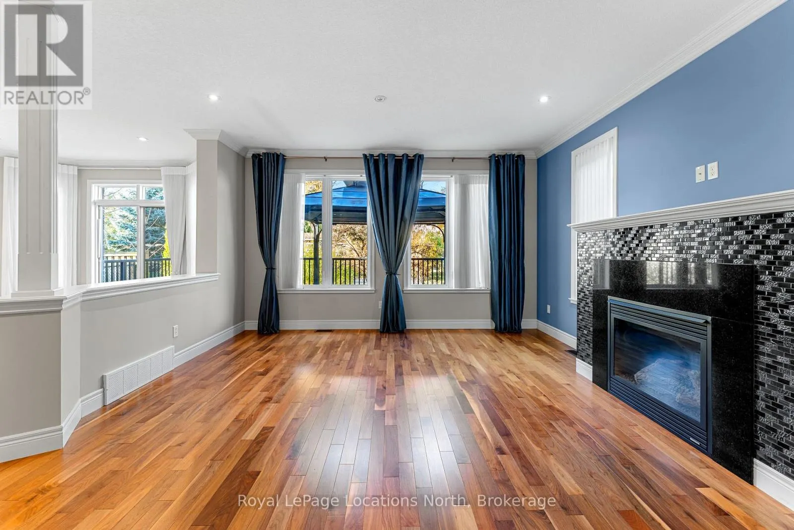 6 WILLIAMS STREET