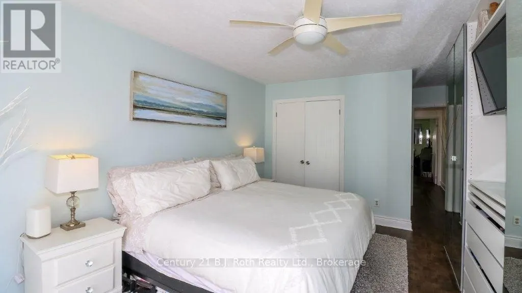 201 - 43 OLIVE CRESCENT #201