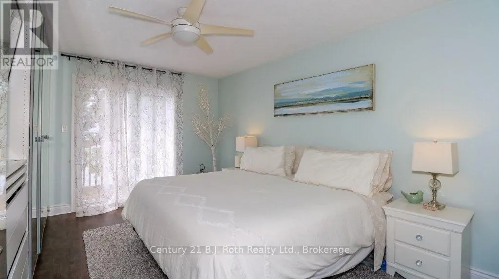 201 - 43 OLIVE CRESCENT #201