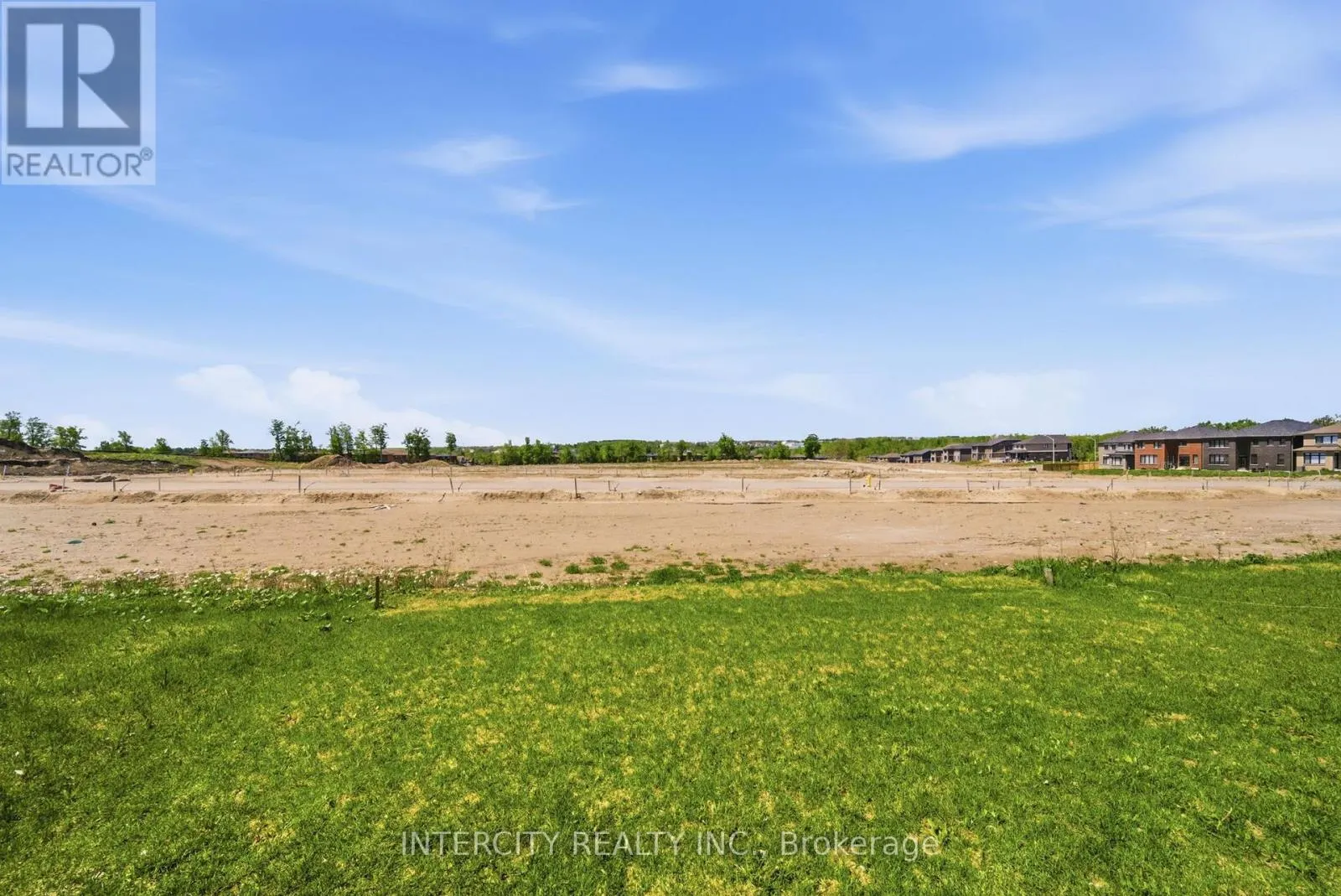 10 KINGSBURY TRAIL