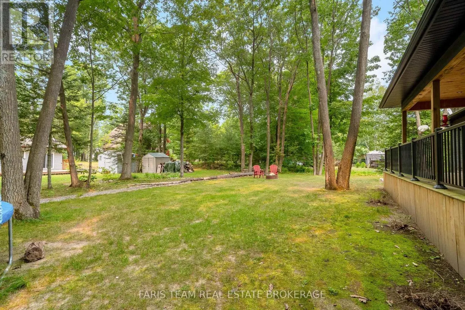 34 OAKWOOD AVENUE