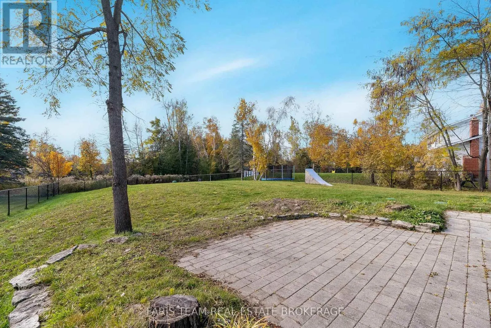5 ELVYN CRESCENT