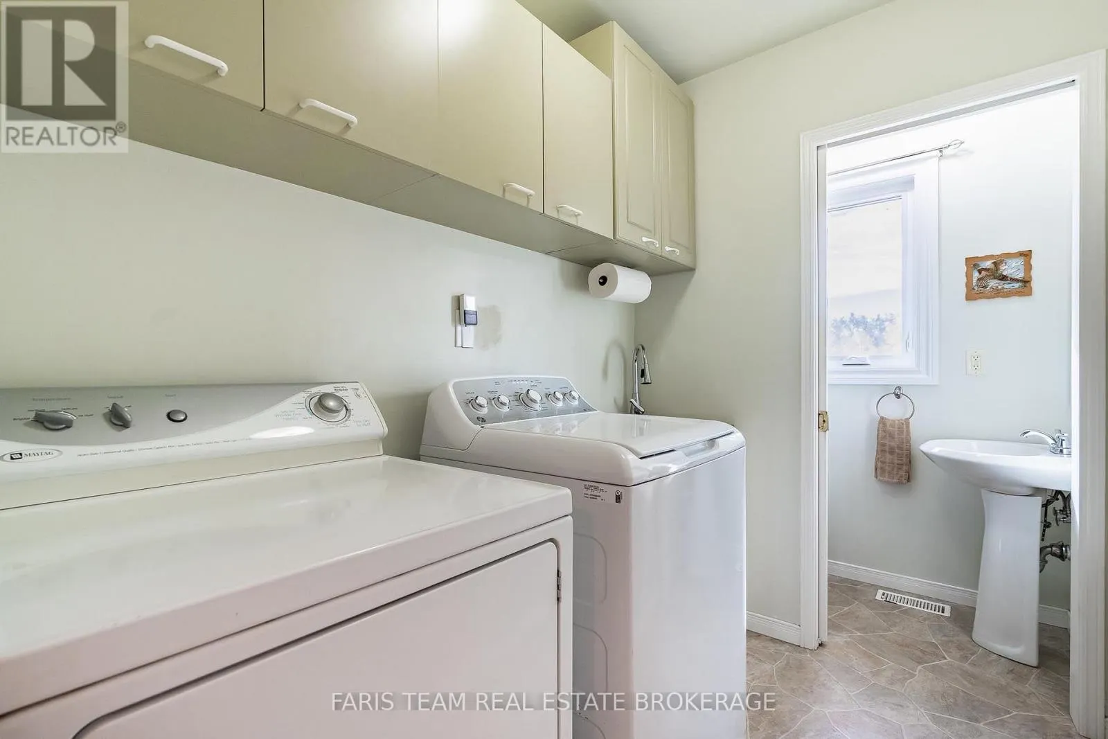 5 ELVYN CRESCENT