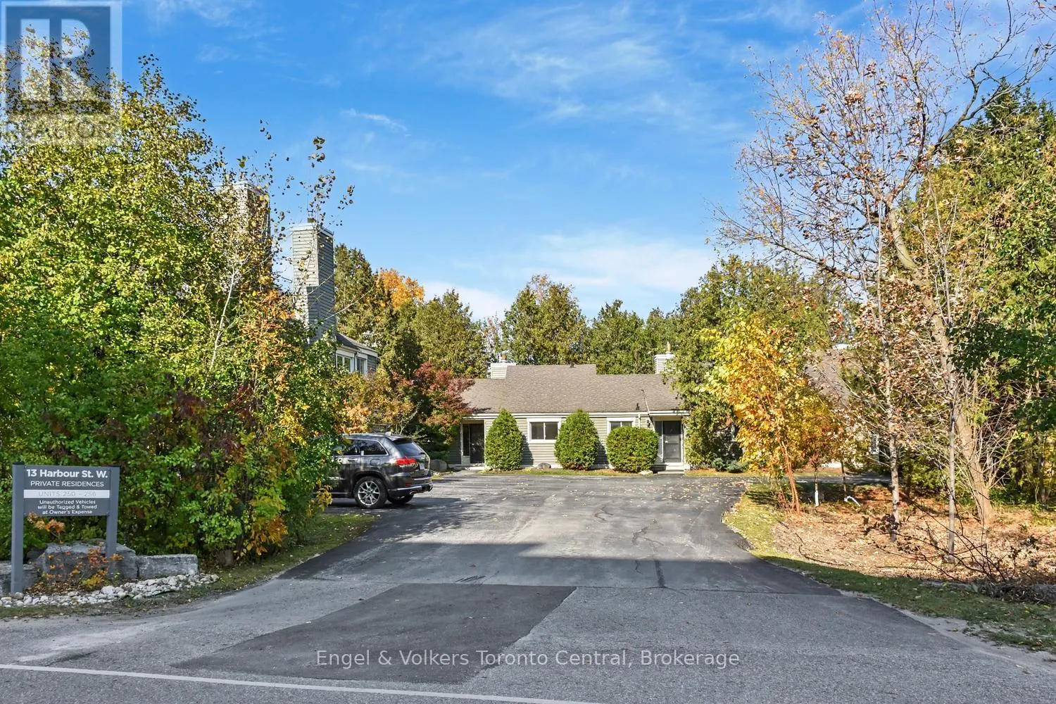 254 - 13 HARBOUR STREET W #254