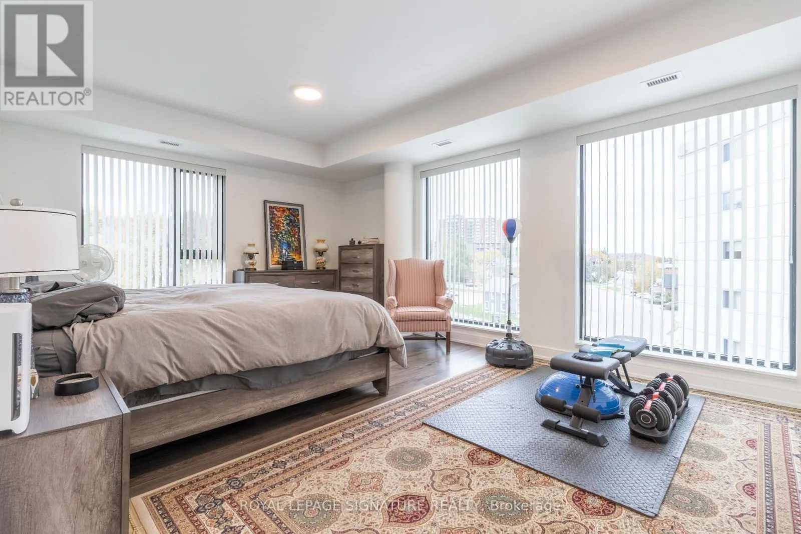 514 - 185 DUNLOP STREET E