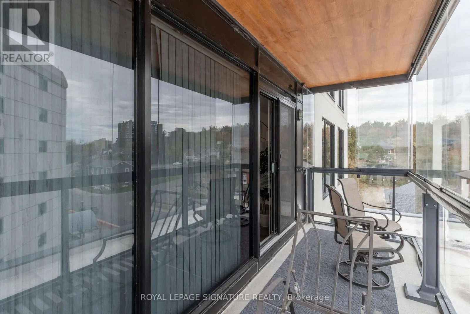 514 - 185 DUNLOP STREET E