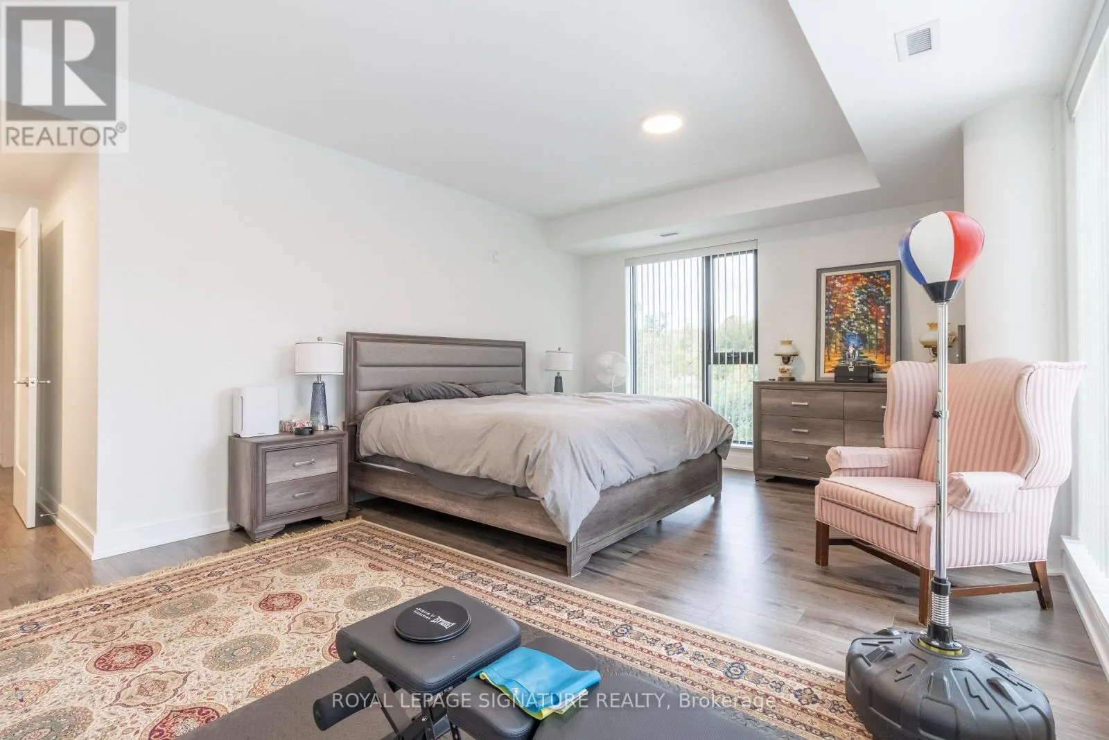 514 - 185 DUNLOP STREET E