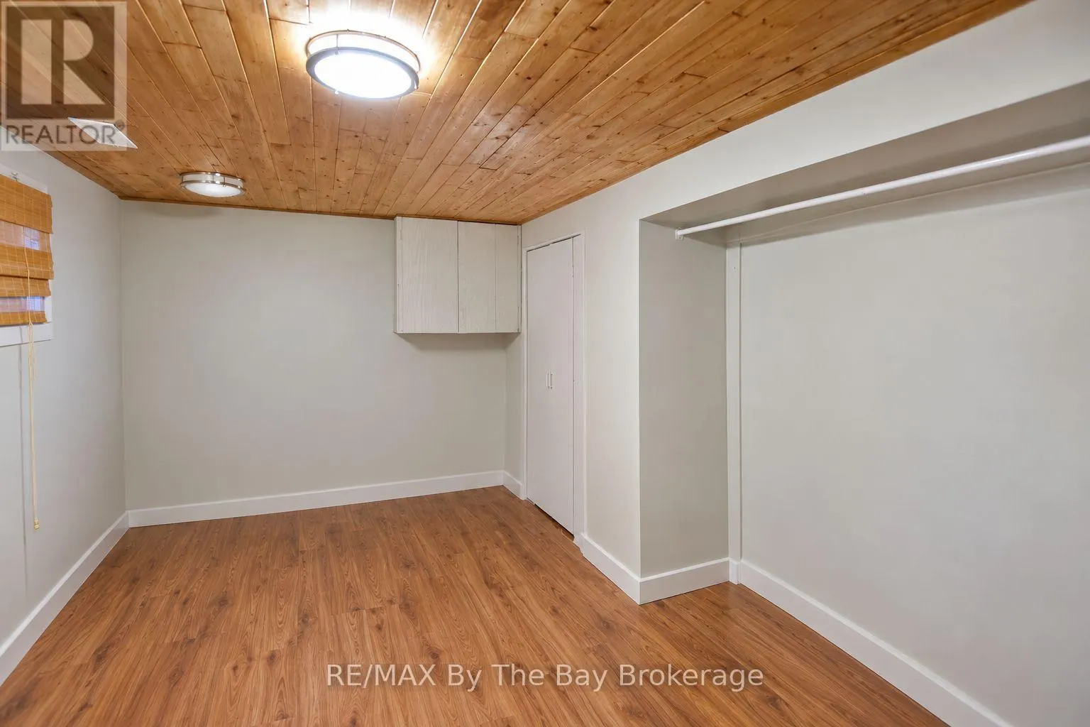 103 SUNNIDALE ROAD S