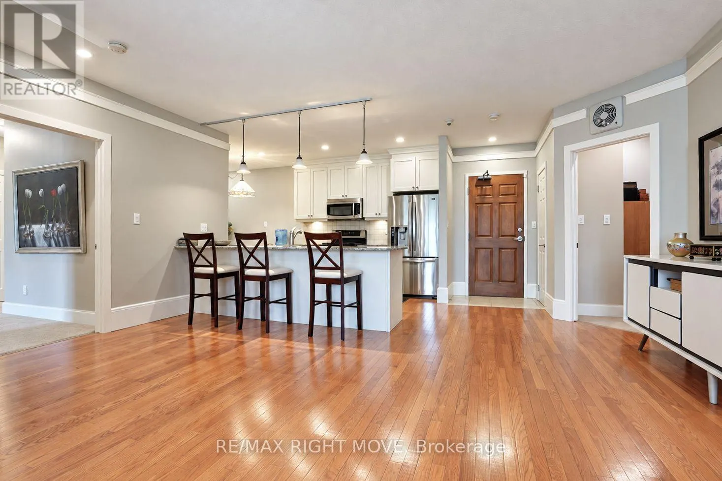 105 - 140 CEDAR ISLAND ROAD
