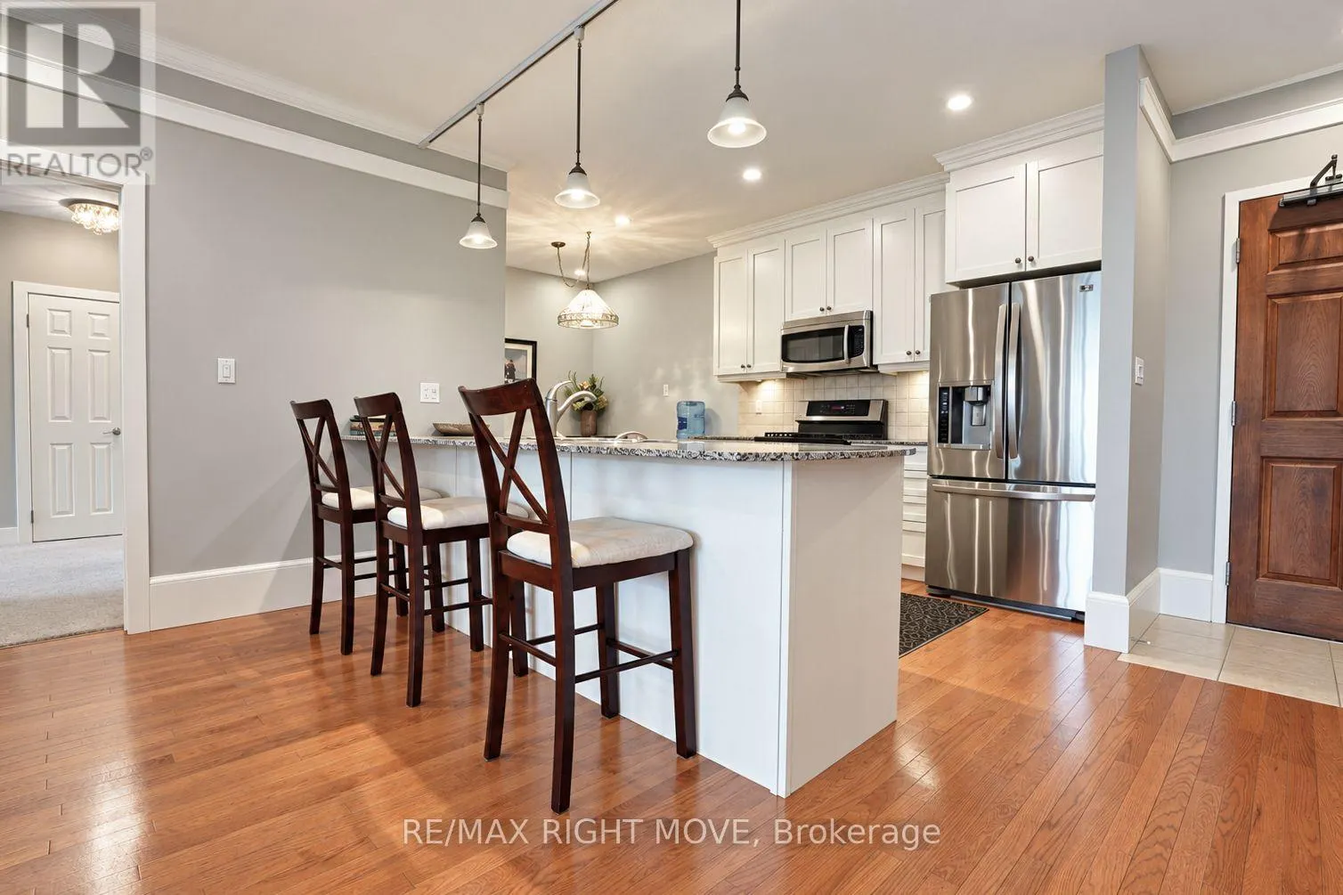 105 - 140 CEDAR ISLAND ROAD
