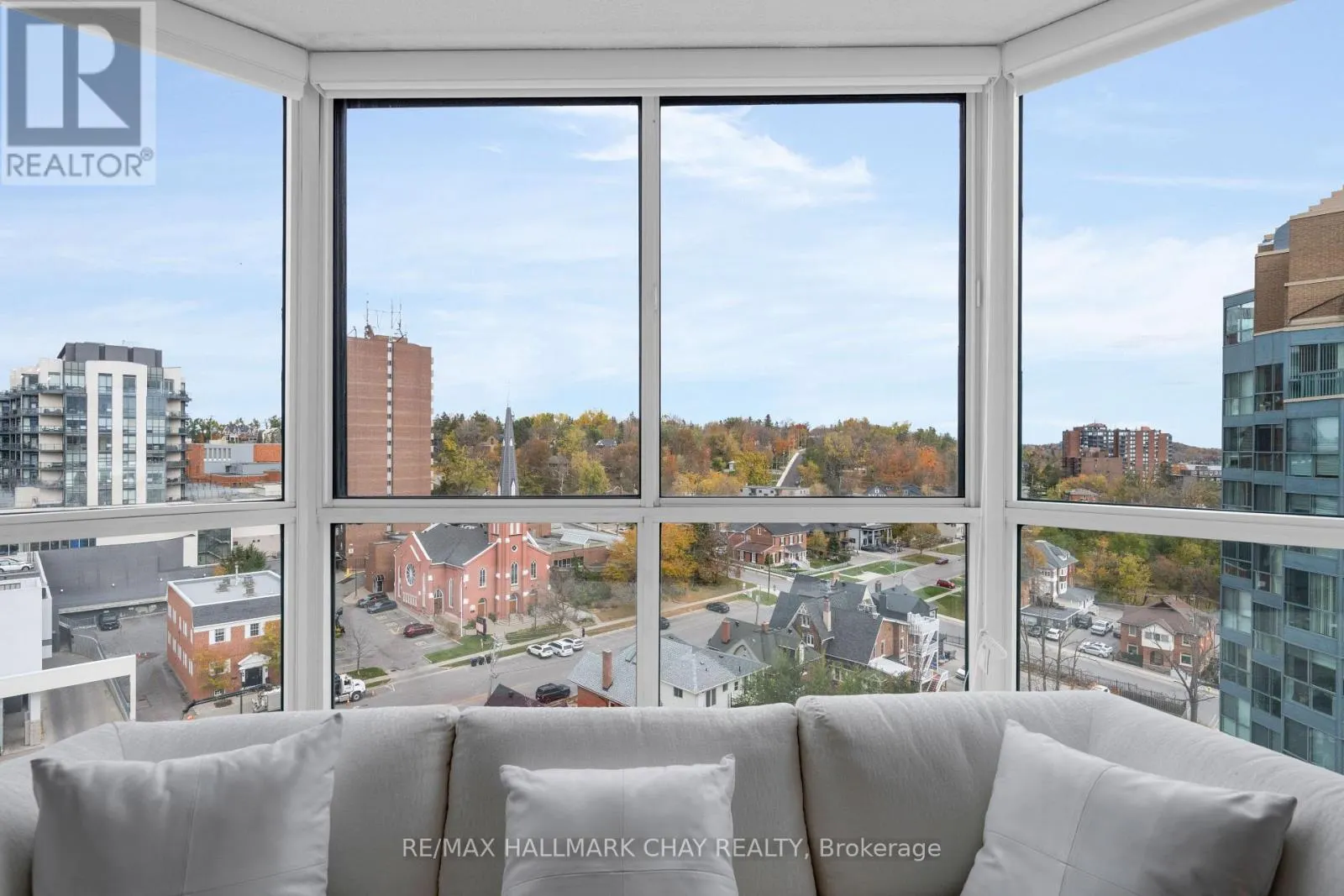 1509 - 140 DUNLOP STREET E